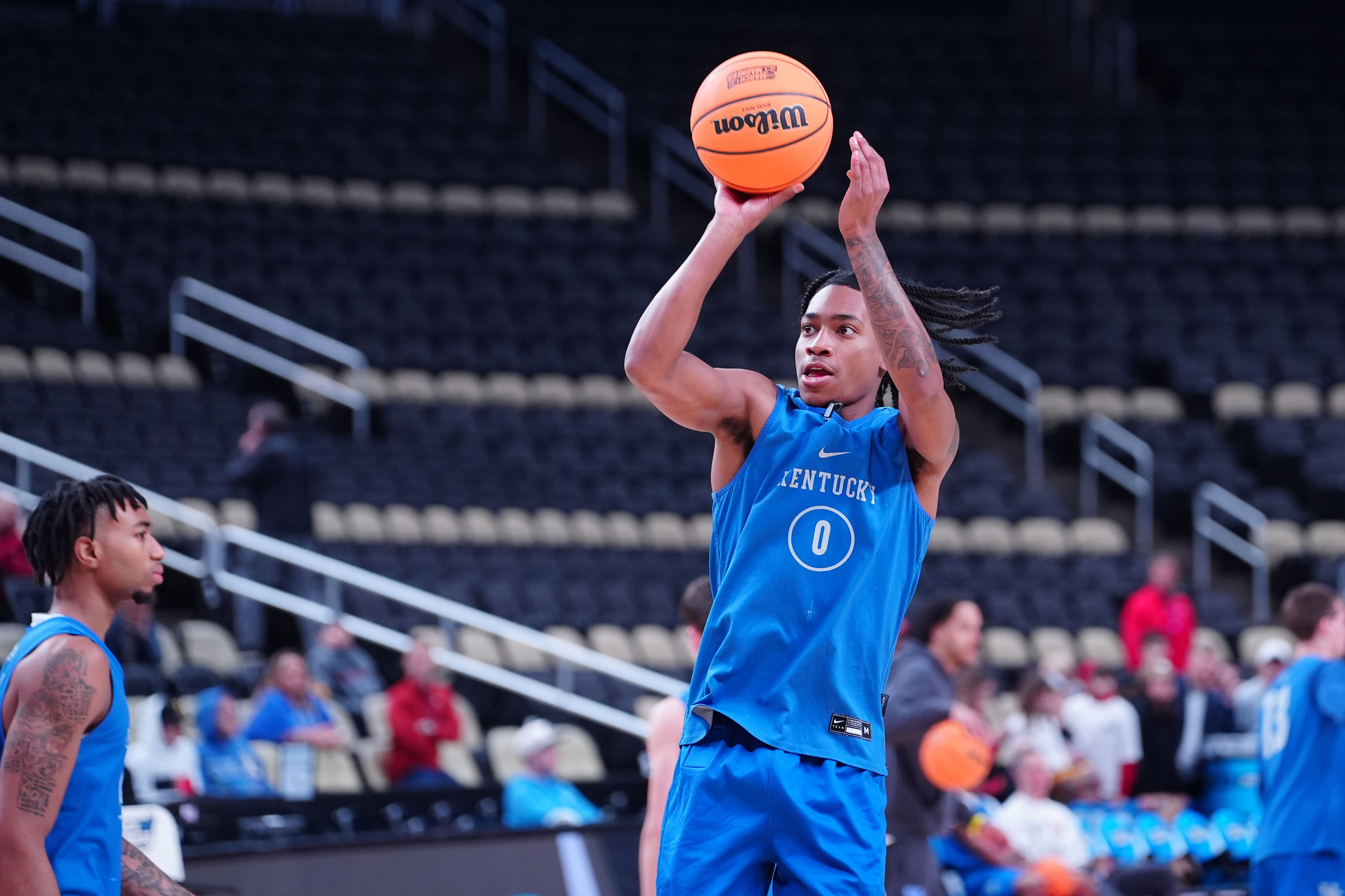 Rob Dillingham's stock slides and he will end up in Philadelphia with the 16th pick.